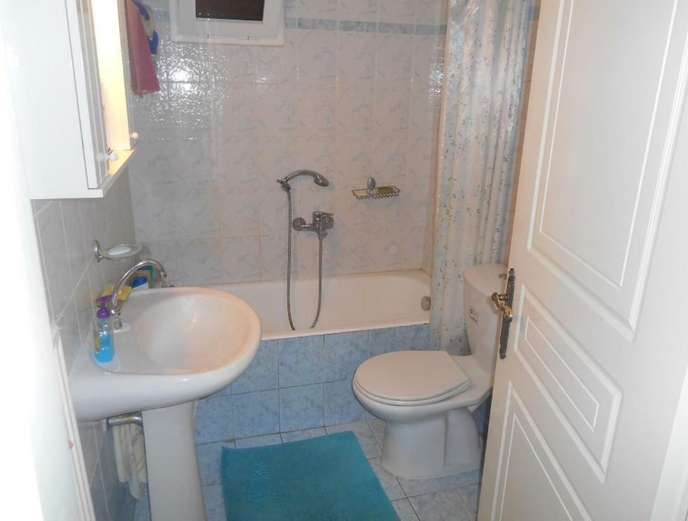 Apartment Near Airport And Beach Artemida  Exterior foto